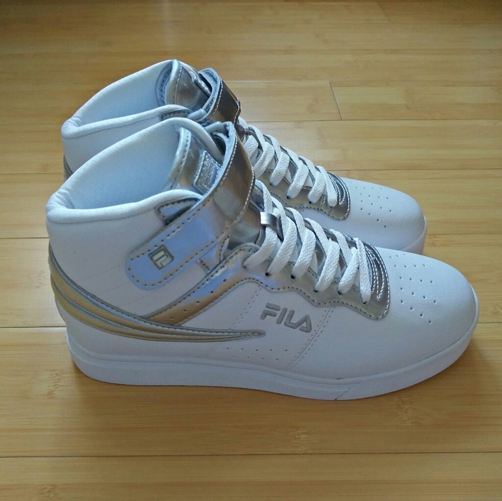 -NEW- Fila Vulcan 13 Anodized Sneakers 7.5 - Picture 2 of 16
